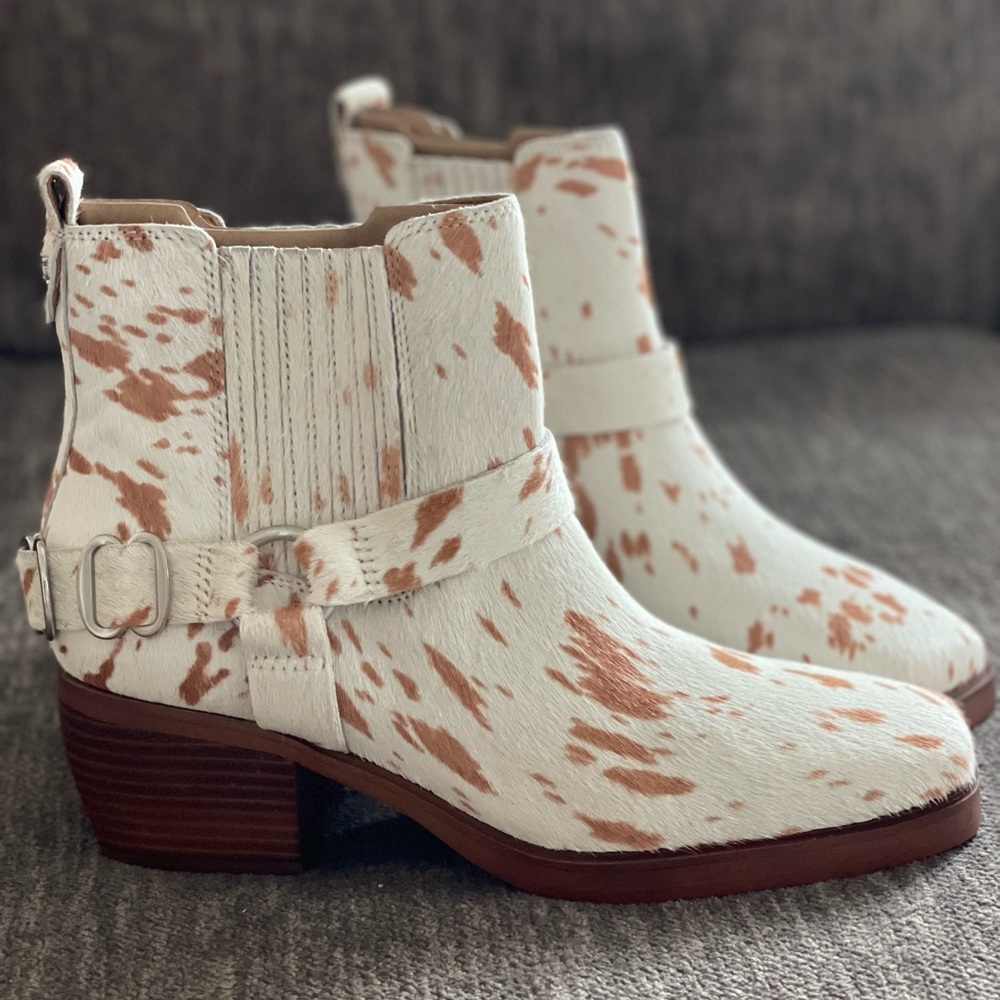 Sam Edelman Bellamie Calf Hair Ankle Boots Natural /Ivory Brahma size 8.5 New